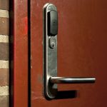 Adgangskontrol: Indvendig dørbladslæser